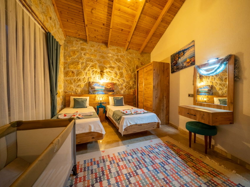  gece  -  Kasım
  | Kalkan Akbel’de Jakuzili ve Isıtmalı Havuzlu Muhafazakar Kiralık Villa | 4 Kişilik Tatil